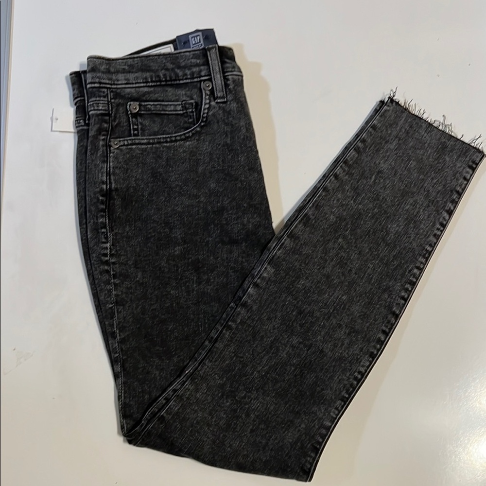 GAP TRUE SKINNY ANKLE SKY HIGH / BLACK 
Size 28/6 Petite Brand NEW